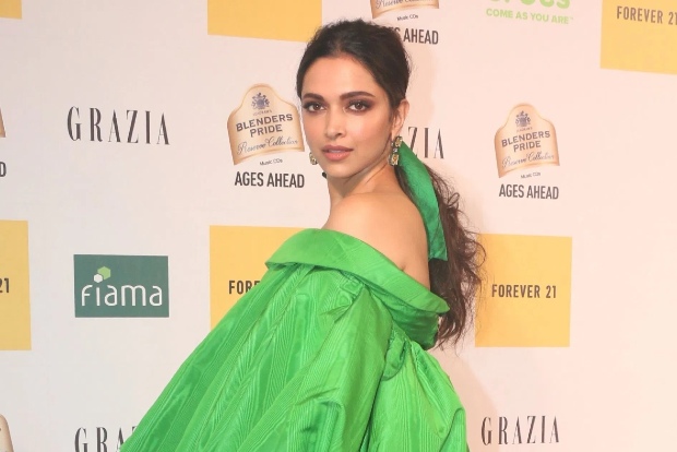 Guess what Deepika does after eating cake all week