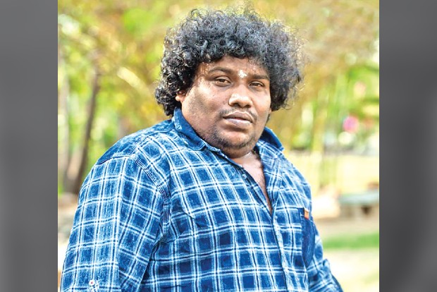 Yogi Babu washes his hands off Cocktail