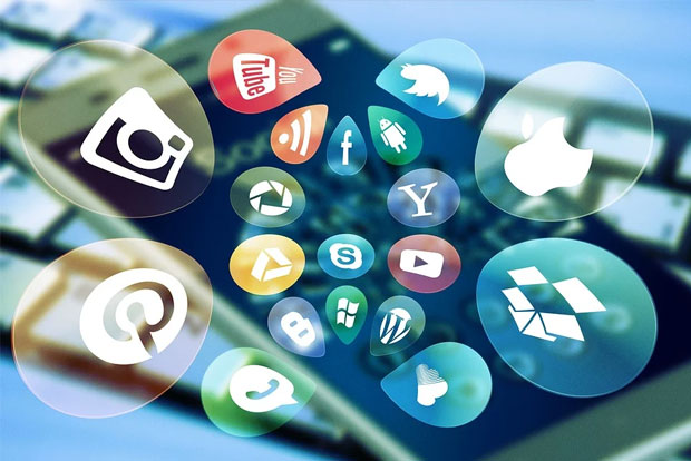 Anti-Facebook crypto social network Minds bets big on India