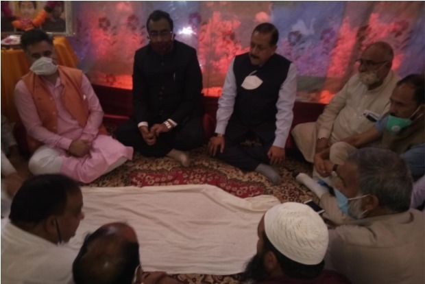 Ram Madhav visits residence of slain BJP leader Wasim Bari, demands proper security for party workers in Kashmir