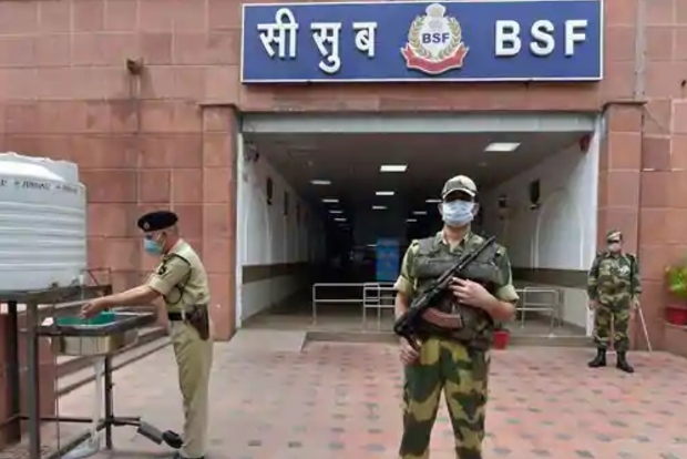 1,000 immunity booster kits given to BSF personnel in Punjab by IB Ministrys field unit 1,000 immunity booster kits given to BSF personnel in Punjab by IB Ministrys field unit