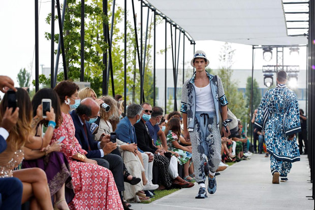 Masks and social distancing at Dolce and Gabbanas first COVID-era catwalk