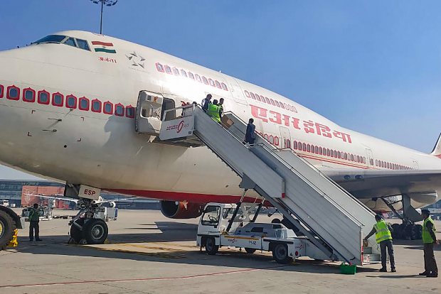 55 AI pilots tested COVID-positive, airline proposes 60pc salary cut for pilots: unions