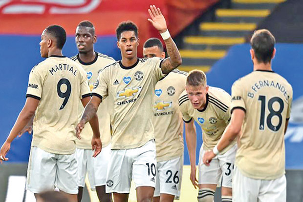 United stays in contention for a top-4 berth