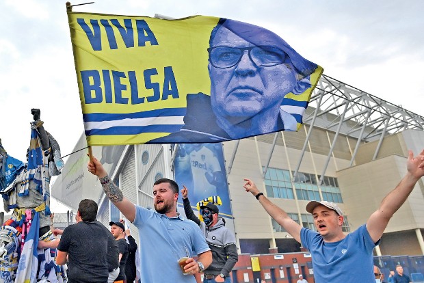 Leeds promoted to PL after 16-year absence