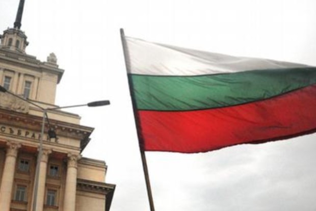 Bulgaria eases travel bans for tourists from Ukraine, Balkans