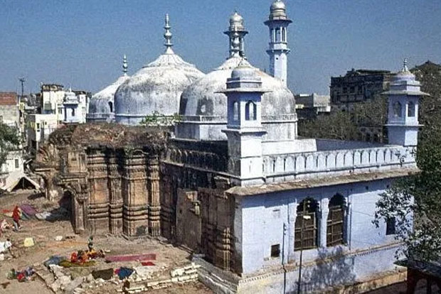 Dont issue notice on challenge to Places of Worship Act, SC urged