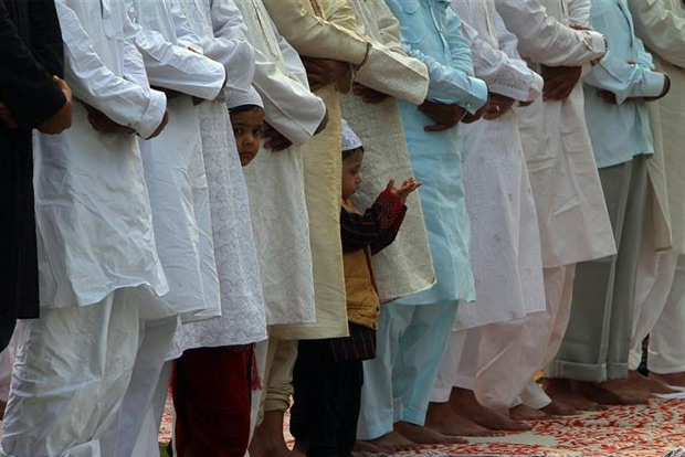 Iraqi govt urges citizens to abide by full curfew during Eid al-Adha