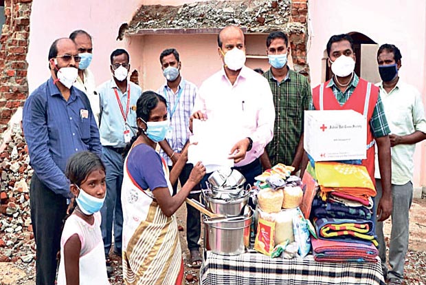 Vellore Collector’s gesture ensures livelihood to 2 widows