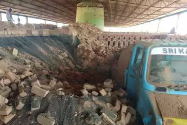 Two women guest workers killed in accident at brick kiln