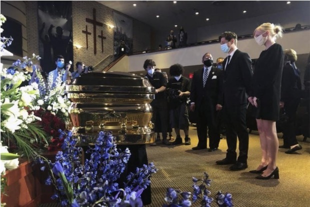 Celebrities, activists, others gather to remember Floyd