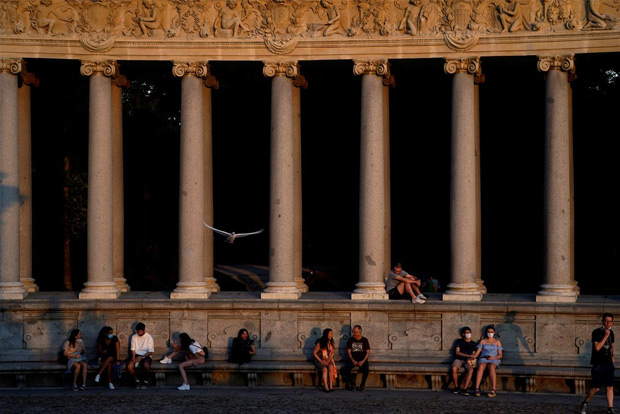 EU countries move to further reopen borders