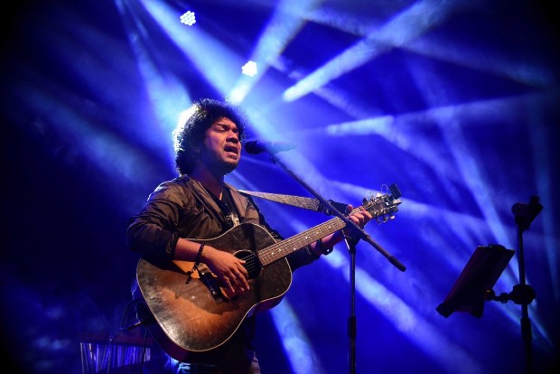 Papons message in Axone song: Dance your worries away Papons message in Axone song: Dance your worries away