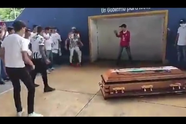 Friends of deceased Mexican footballer help him score one final goal Friends of deceased Mexican footballer help him score one final goal
