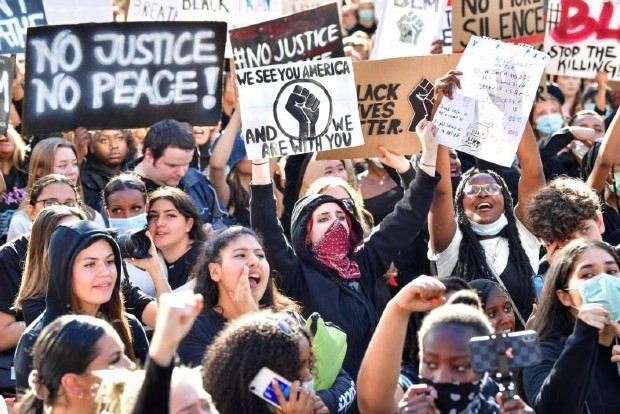 Black patients with COVID-19 in Atlanta more likely to be hospitalized - CDC Black patients with COVID-19 in Atlanta more likely to be hospitalized - CDC