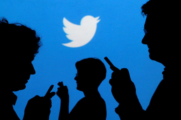 Twitter tests new voice tweeting feature Twitter tests new voice tweeting feature