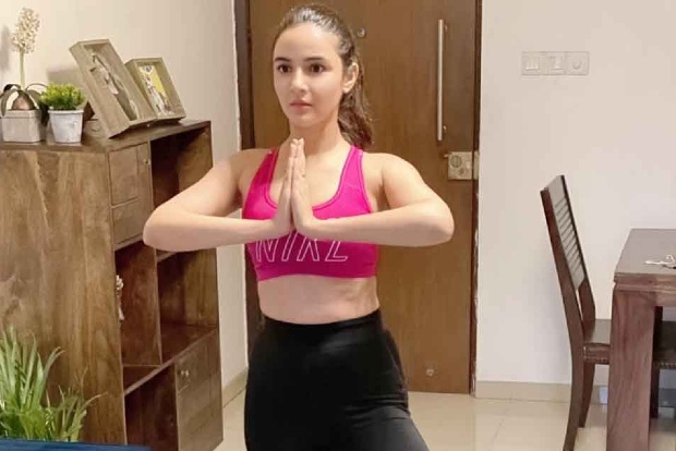 Jasmin Bhasin: Yoga teaches self-realisation