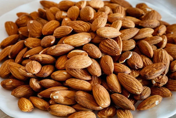 Power up your diet with almonds