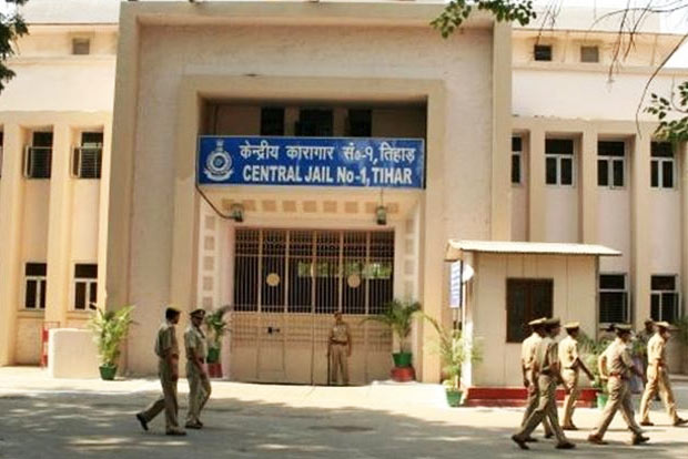 Foreign inmates turn violent, attempt Tihar jail break Foreign inmates turn violent, attempt Tihar jail break