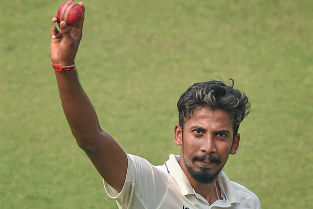 Porel takes five wickets to put Bengal in strong position