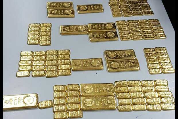 Gold bars worth Rs 6.3 crore seized from sea bed off TN coast