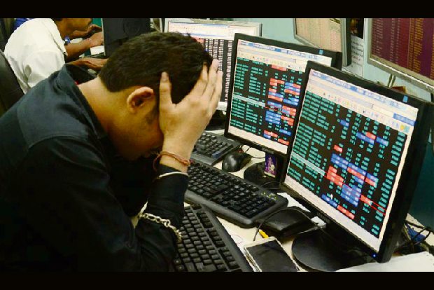 Nearly Rs 5 lakh cr investor wealth wiped off in early trade as markets plunge Nearly Rs 5 lakh cr investor wealth wiped off in early trade as markets plunge