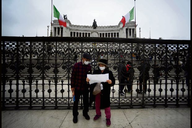 Covid-19: Italy announces stringent measures as toll crosses 800