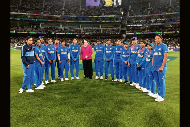 Spectator at India-Australia Womens T20 WC final diagnosed with COVID-19: MCG