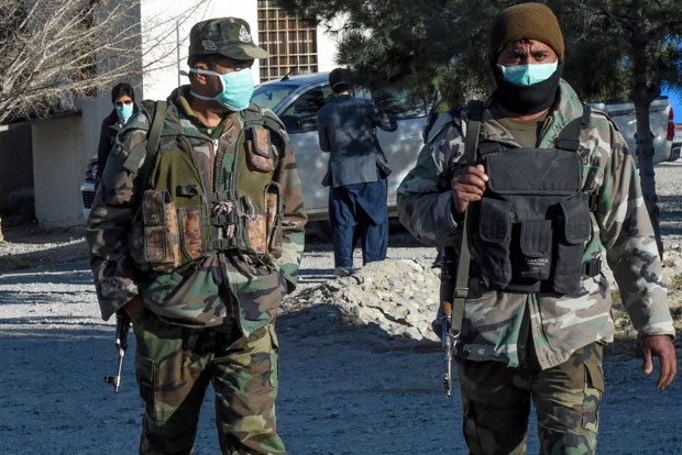 Pakistan says to close border with Iran, Afghanistan over coronavirus