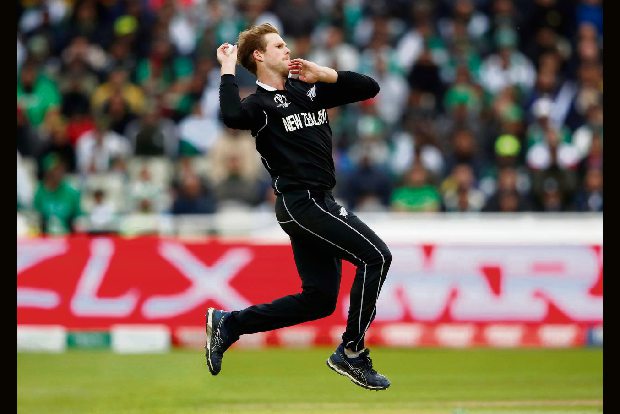 Lockie Ferguson experiences sore throat, put under isolation