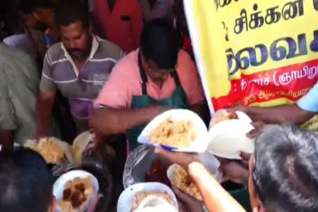 With no takers, two Vellore shops gave chicken biryani for free