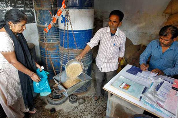 Interstate portability of ration cards from April 1 in TN: Minister