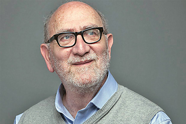 Livestream: 66 years + bizman = trendsetter