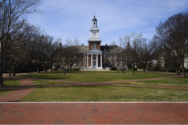 Global confirmed COVID-19 cases top 400,000: Johns Hopkins University