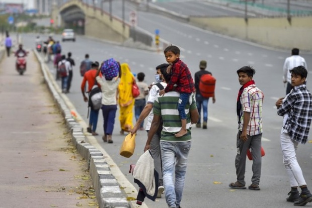 Centre asks states to stop mass exodus of migrant workers: Amit Shah speaks to CMs