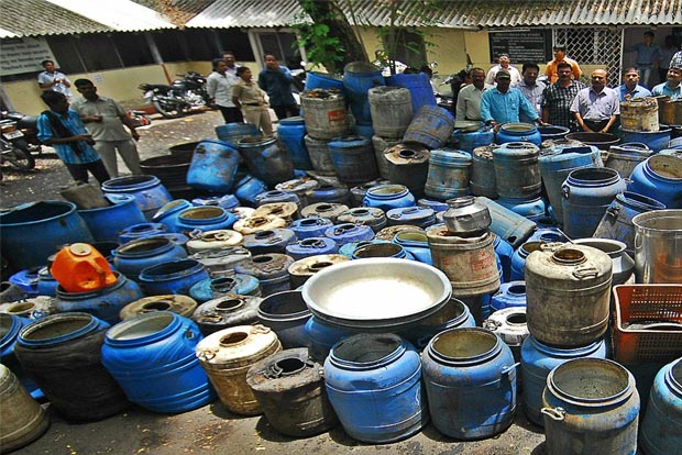 Tipplers get high on illicit liquor in Vellore