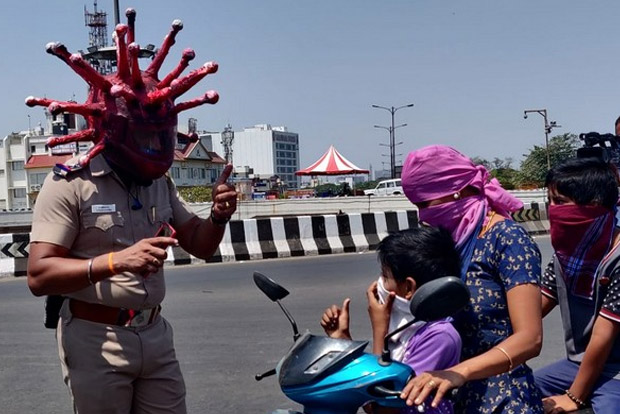 Corona helmet: Chennai cops unique way to dissuade lockdown defiers Corona helmet: Chennai cops unique way to dissuade lockdown defiers