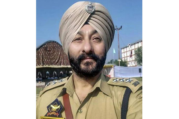 Tainted DSP Davinder Singhs police custody extended