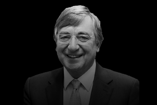 Lancashire chairman David Hodgkiss dies with COVID-19