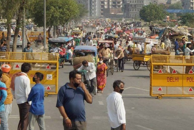 Barber shops, sale of non-essentials by e-commerce platforms allowed in green, orange zones: MHA