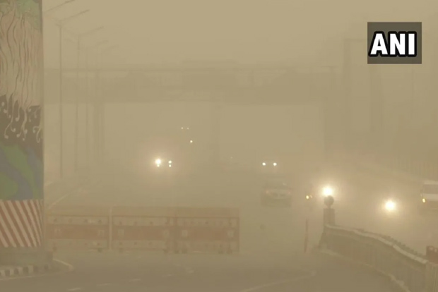 Western disturbance brings dust storm, rain in Delhi NCR