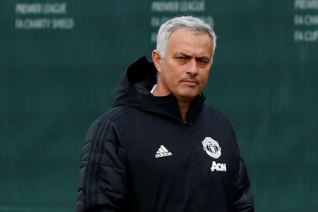 Mourinho rubbishes claim he wants to delay Premier League return Mourinho rubbishes claim he wants to delay Premier League return