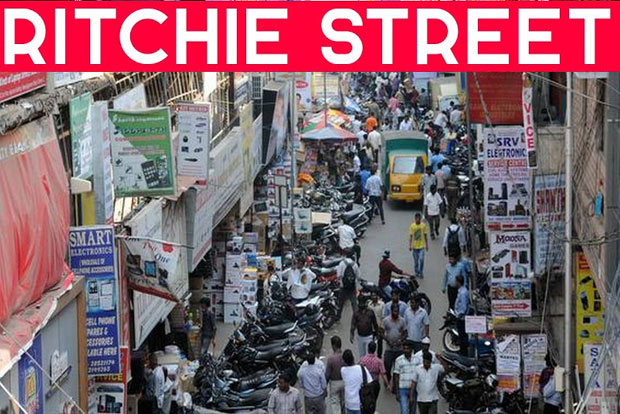 Small electronic shops open but biz hit as Ritchie Street remains shut