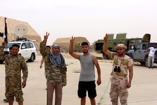 Libya frontline pullback puts eastern offensive in question