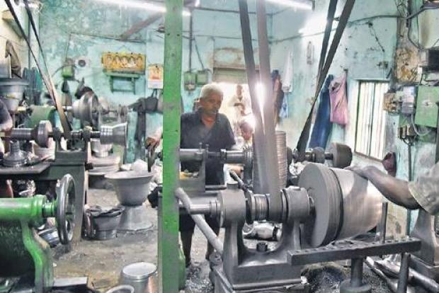 17 industrial estates in TN to begin work with 25 per cent staff from today