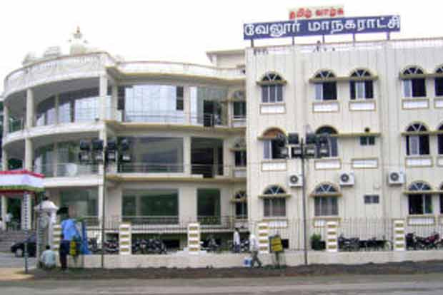 Vellore to send 25 frontline workers to support city’s fight