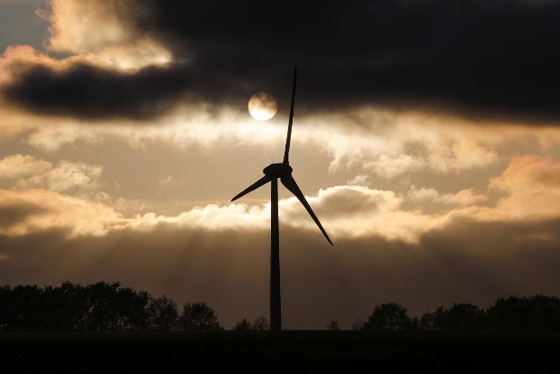 Global energy investment expected to tumble 20pc in 2020 due to COVID crisis - IEA