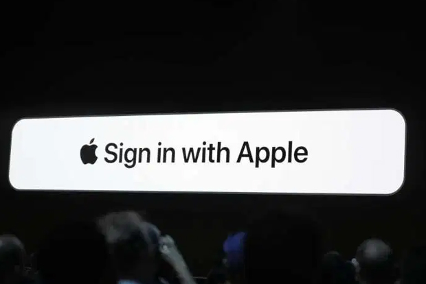 Indian developer earns Rs 75 lakh for finding Sign in with Apple bug