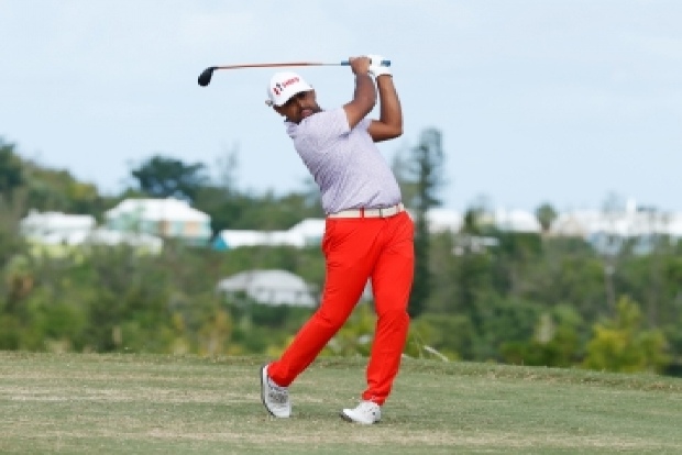Lahiri shares tied 11th place at Bermuda Championship