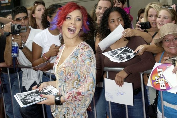 Nikki McKibbin, finalist in inaugural season of American Idol, dies aged 42